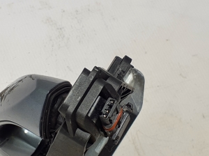 BMW 5 SERIES G30 (2016–2026) Front door external opening handle and its details - 4