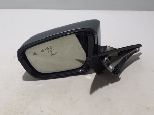   Küljepeegel ja selle osad  - 7485223 