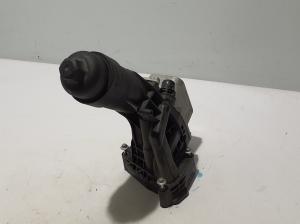 BMW 5 SERIES G30 (2016–2026) Õlifiltri korpus 8596283 - 3