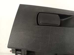 BMW 2 SERIES (F46) (2015–2026) Handschuhfach 9318641 - 4