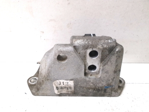Kia Sorento (2014–2026) Motorhalter - 4