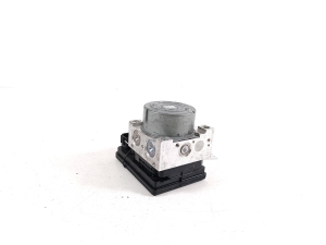 BMW 2 SERIES (F46) (2015–2026) ABS plokk 6883343 - 2
