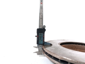 BMW 2 SERIES (F46) (2015–2026) Eesmine piduriketas 6799351 - 2