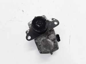  EGR valve 