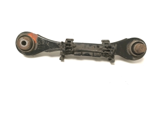   Rear axle link  -  