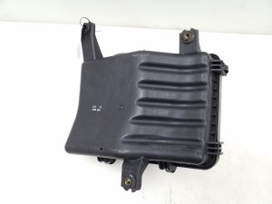 Kia Sorento (2002–2009) Luftfiltergehäuse 281103E200 - 2
