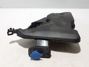 Front washer fluid reservoir - 8071453