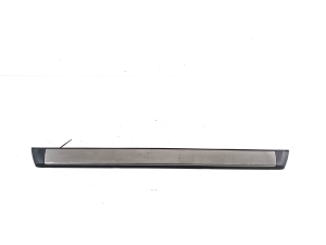   Inner threshold trim 