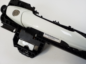Mercedes Benz SLK-Class 172 (2011–2026) Front door external opening handle and its details A2047601734 - 3