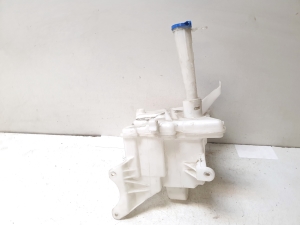 TOYOTA Auris E18 (2012–2018) Front washer fluid reservoir E11001523 - 3
