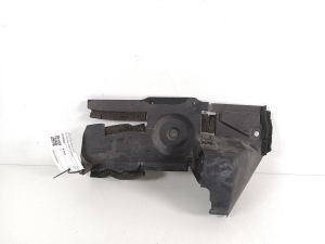   Air deflector cooling radiator 