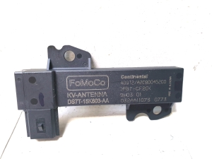 Ford Focus (2018–2026) Antenna amplifier DS7T15K603 - 2