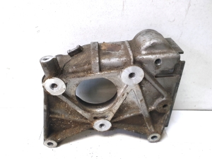 AUDI A8 D3 (2002–2010) Kraftstoffpumpenhalter 057130147K - 2