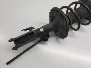 TOYOTA Auris E18 (2012–2018) Front shock absorber and its components 4851002A00 - 4