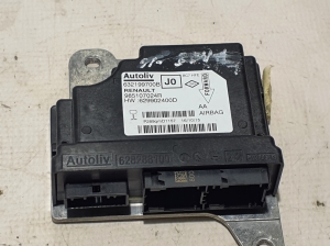RENAULT Kadjar (2015–2026) Airbag module 985107024R - 3