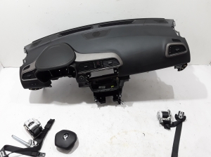 RENAULT Kadjar (2015–2026) Armaturenbrett 681004365R - 2