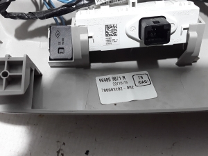 RENAULT Kadjar (2015–2026) Front interior lighting panel 969809871R - 3