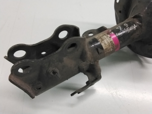 TOYOTA Avensis T27 (2008–2019) Eesmine amortisaator 4852005373 - 4