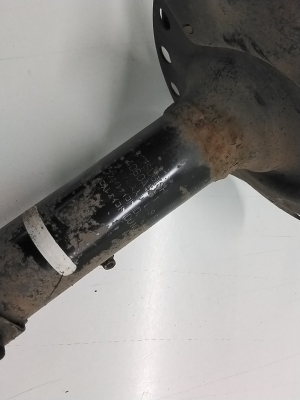 Mitsubishi Outlander (2012–2021) Front shock absorber and its components 4060A561 - 5