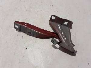 Charnière de capot moteur - 654002708R