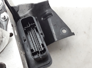 RENAULT Kadjar (2015–2026) ABS unit 476606749R - 3