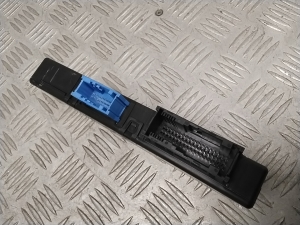 BMW X3 F25 (2010–2017) Gateway control module 9354758 - 3