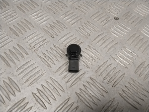 VOLVO XC40 (2017–2026) Parksensor hinten 32271065