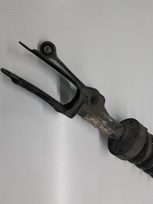 Volkswagen Touareg II (2010–2018) Front shock absorber and its components 7P6413032AQ - 3