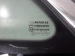 RENAULT Kadjar (2015–2026) Vitre de custode arrière 833073449R - 3