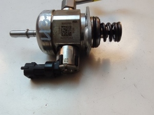 Alfa Romeo Giulia (2015–2026) Kütusepump 50050785 - 3
