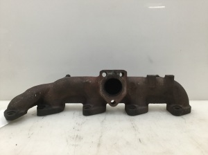  Exhaust manifold 