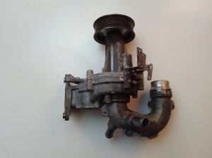 Alfa Romeo Giulia (2015–2026) Veepump 52520600 - 2