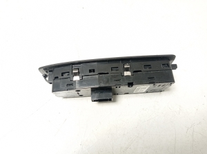 BMW 1 SERIES F20 (2010–2026) Front door glass switch 9208110 - 2
