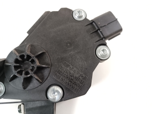  Accelerator pedal 