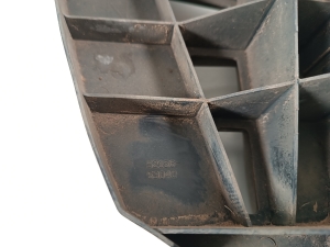  Rear bumper bracket 