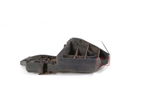  Rear bumper bracket 