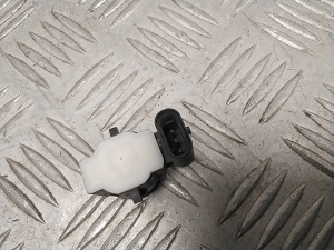 VOLVO V60 (2018–2026) Parksensor hinten 32209857 - 4