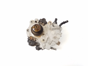   Pompe à carburant 