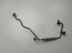   Turbine lubrication pipe 