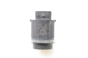 NISSAN Qashqai (2006–2013) Parksensor hinten 28438BG00A - 2