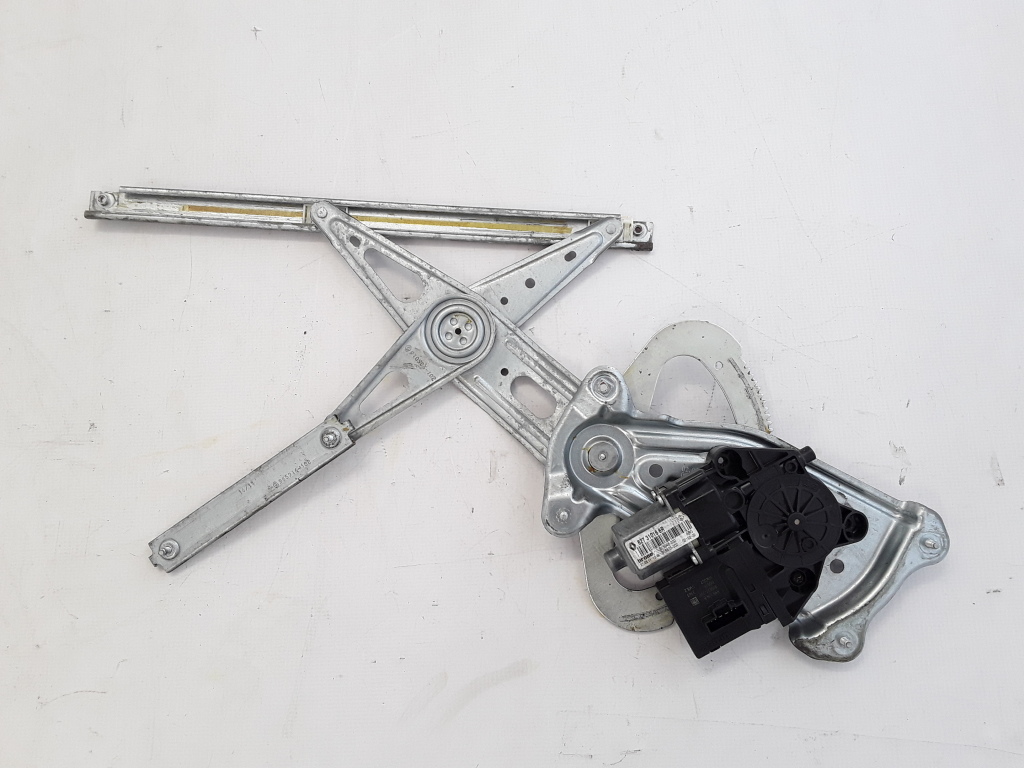 RENAULT Scenic 3 generation (2009-2015) Rear left door window lifter 827216769R 21082615