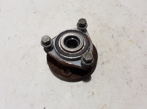 VOLVO XC40 (2017–2026) Front hub bearing 32329657 - 3