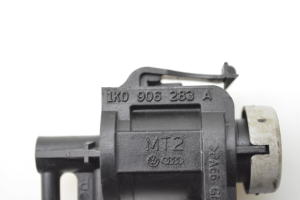 Volkswagen Passat B7 (2010–2014) Magnetventil 1K0906283A - 4