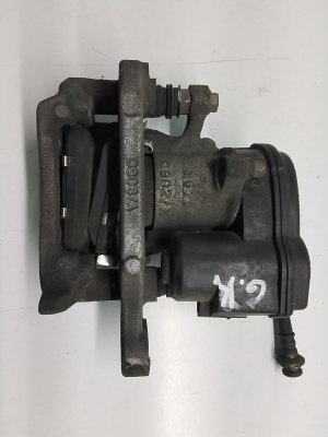 RENAULT Kadjar (2015–2026) Tagumine pidurisadul 440119106R - 2