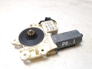 Opel Vectra C (2002–2008) Front door window regulator motor 9178987 - 2