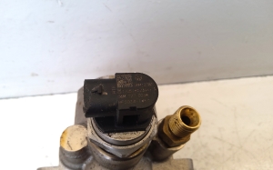 AUDI A7 (2018–2026) Kraftstoffpumpe 06M127A02 - 3