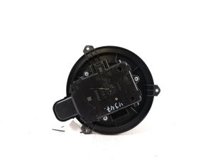  Cabin shoulder motor 