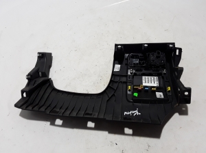 RENAULT Megane IV (2016–2022) Dashboard trim 689216648R - 3