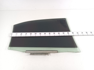 Glass rear side door 