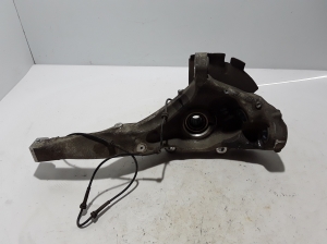Land Rover Range Rover IV (2012–2026) Front wheel hub JK623K207AD - 2